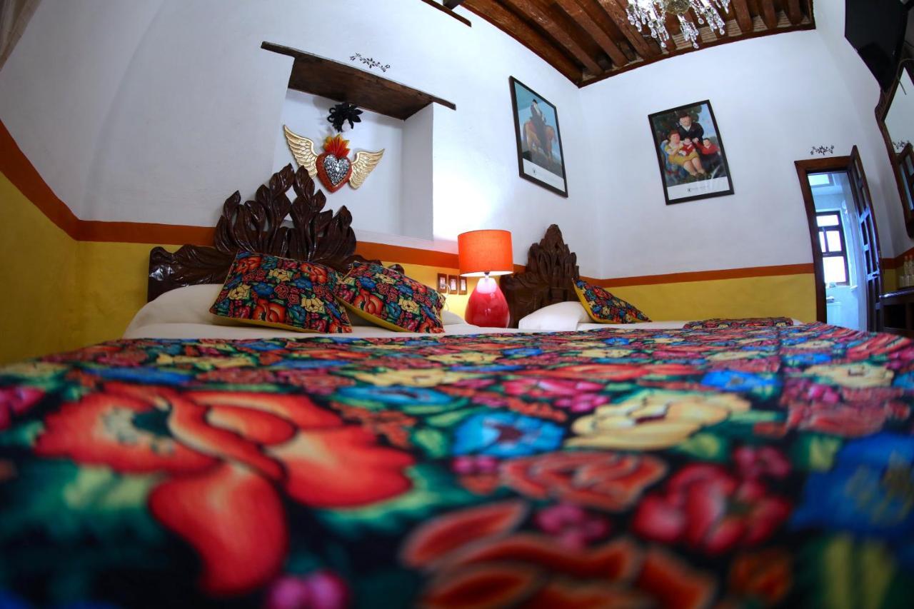 Hotel Casa Baez Patzcuaro Exterior photo