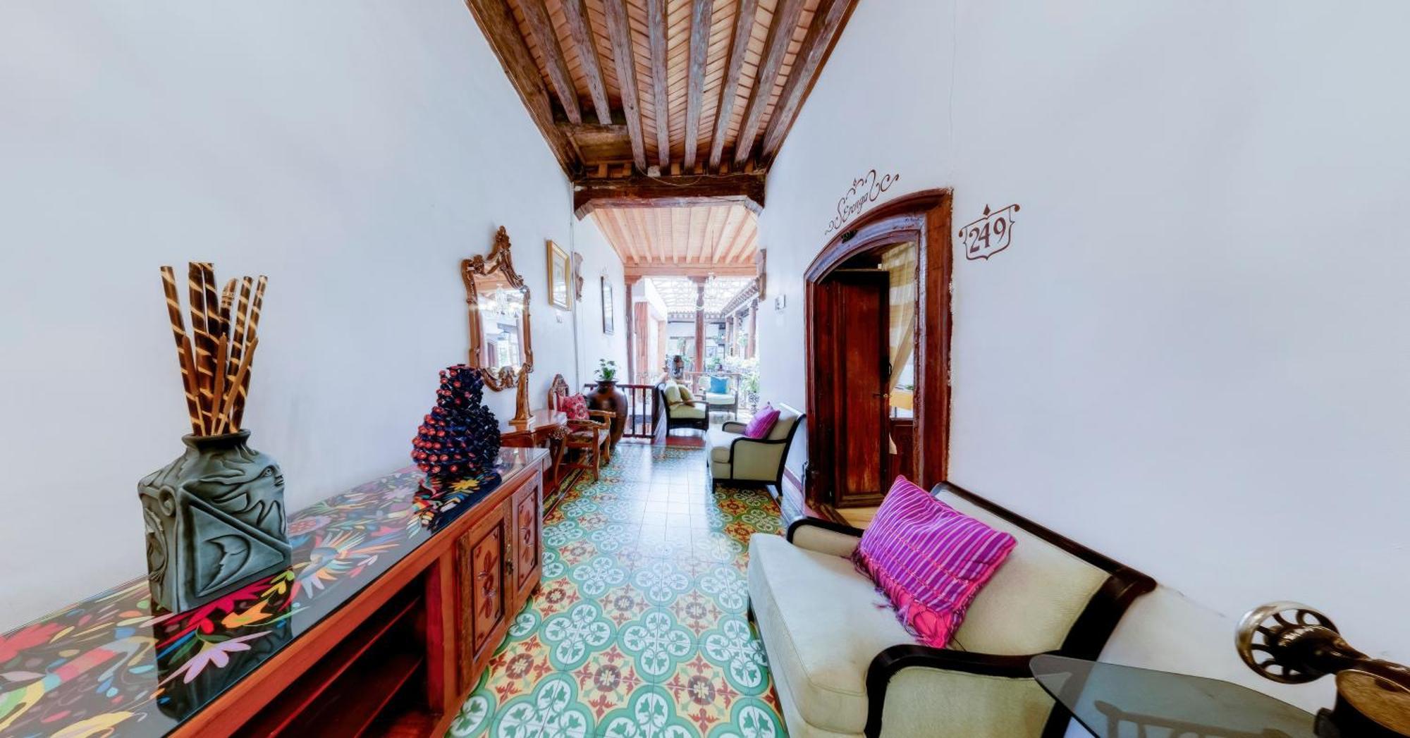 Hotel Casa Baez Patzcuaro Exterior photo