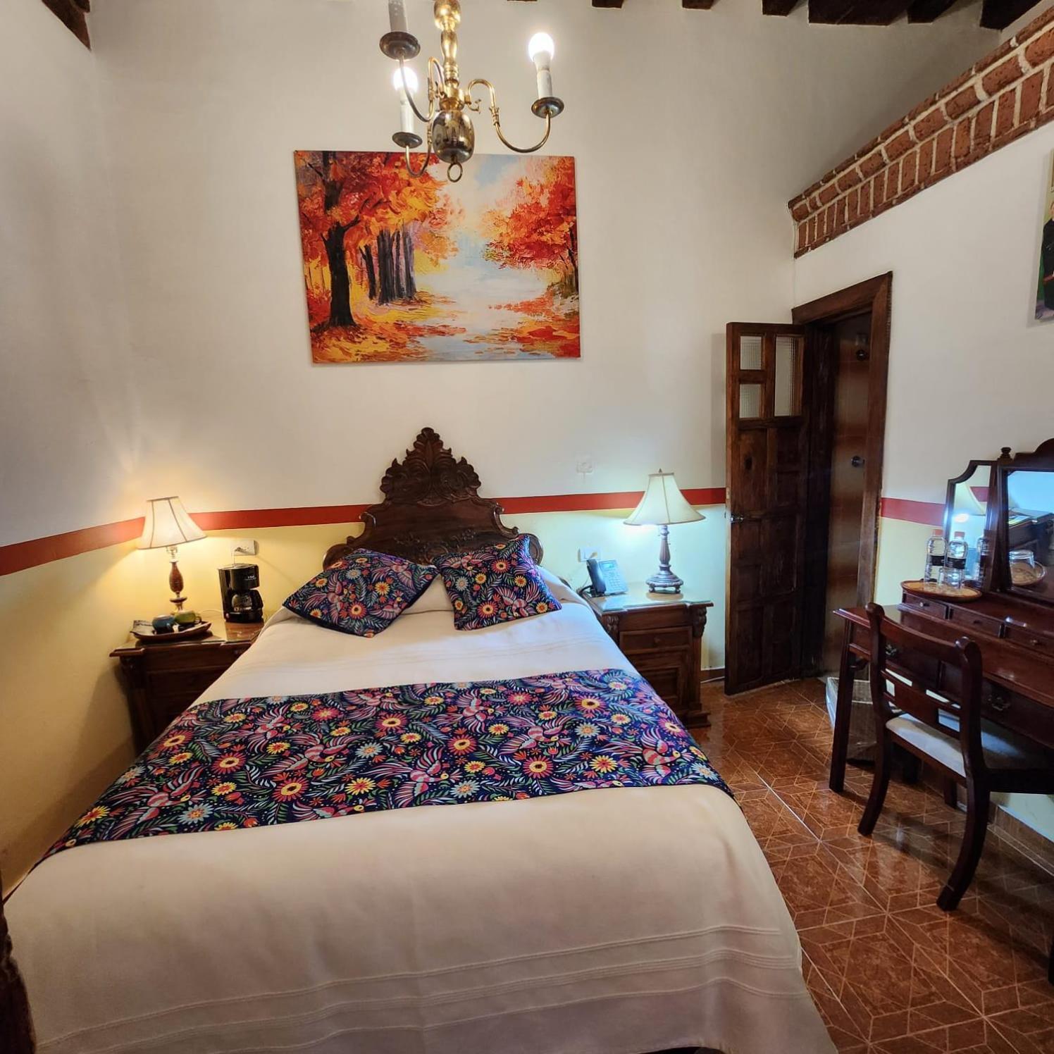 Hotel Casa Baez Patzcuaro Exterior photo